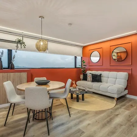 Apartamentos Go Living & Suites By Housy Host